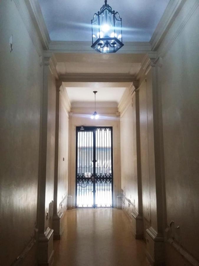 Amplio, tranquilo y muy luminoso departamento de 3 ambientes a metros del Obelisco y del Teatro Colón Buenos Aires Exterior foto